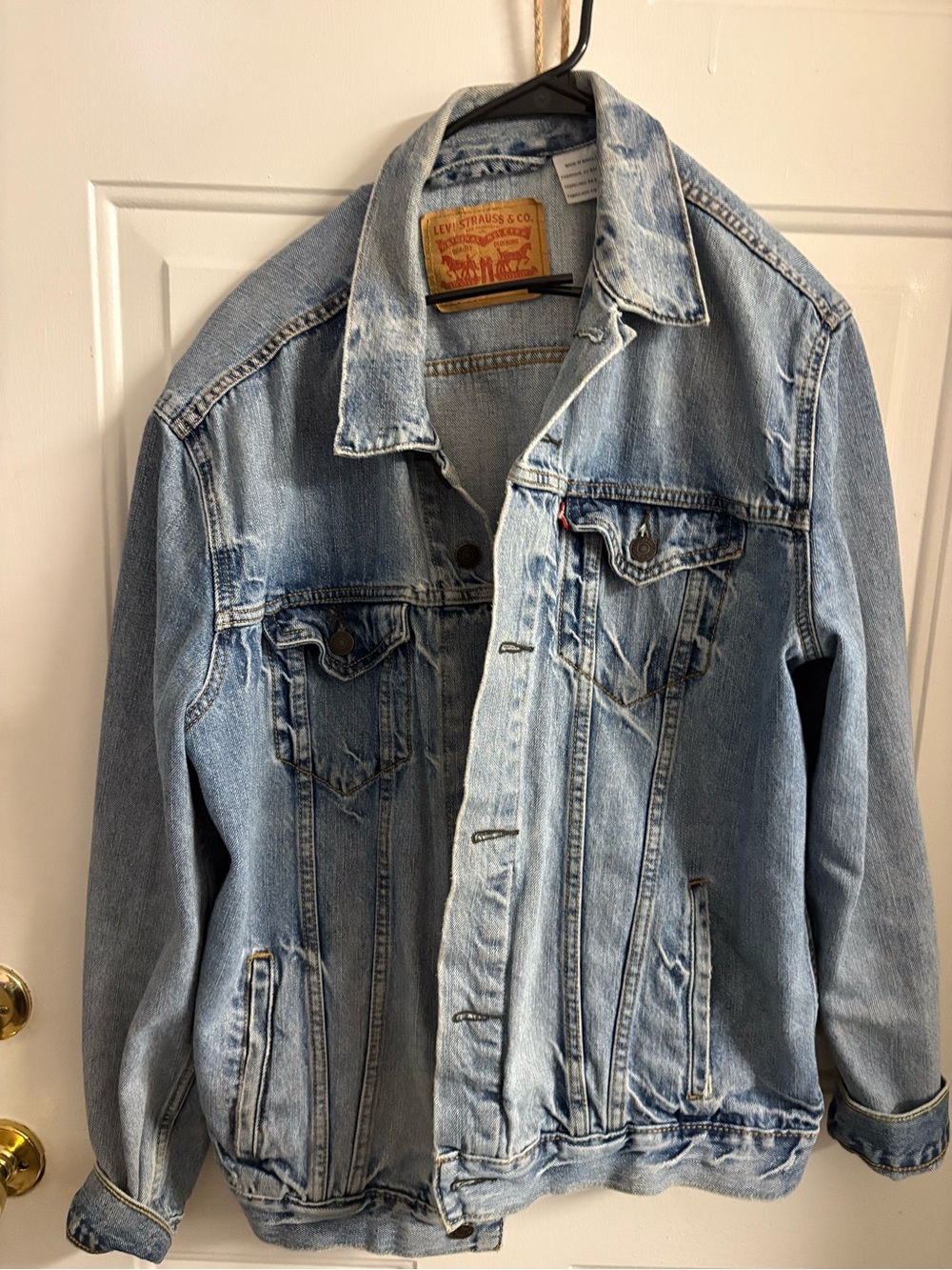 Levi's Light Wash Denim Trucker Jacket - Pale Blue